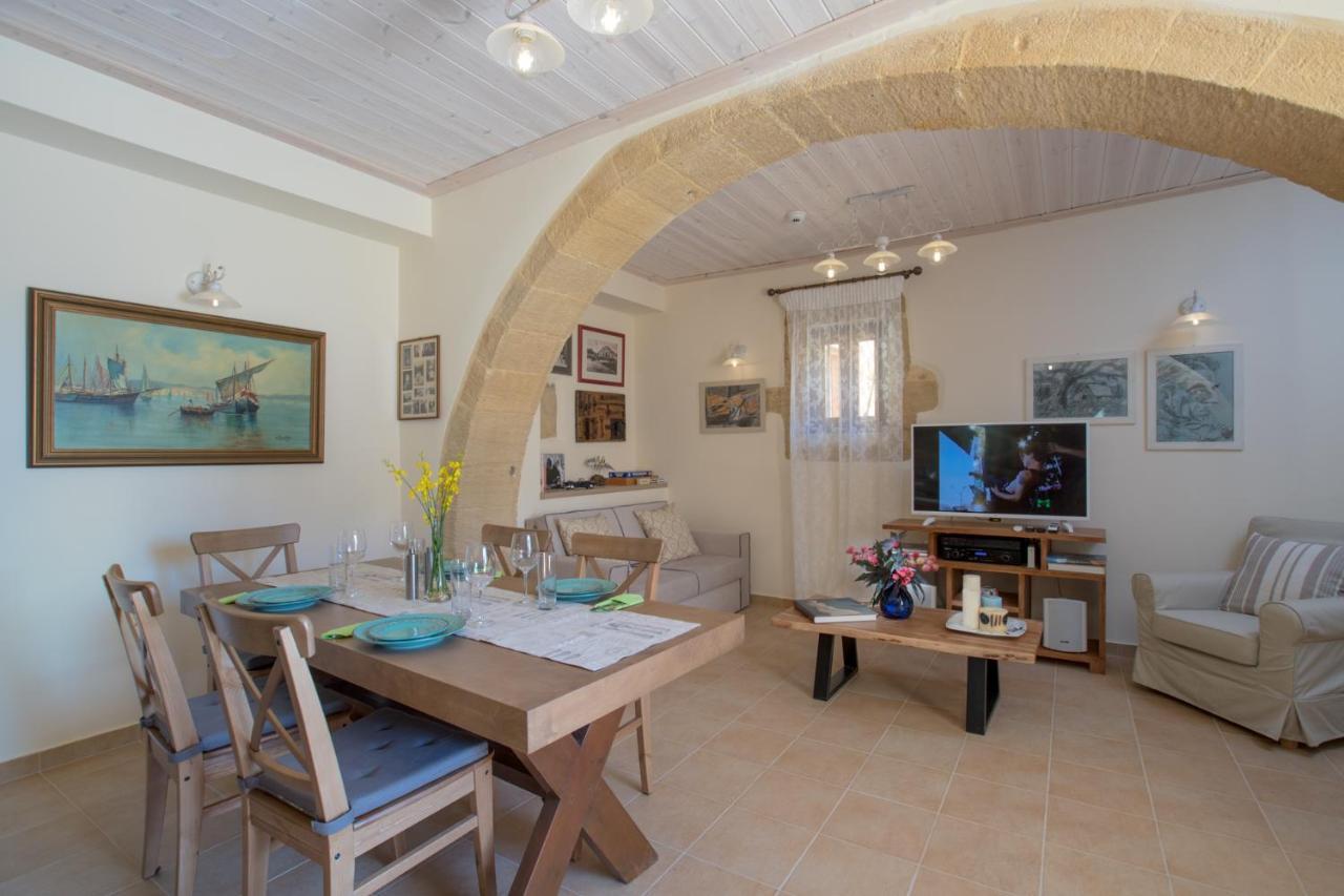 Villa Theta Dhrapanias Экстерьер фото